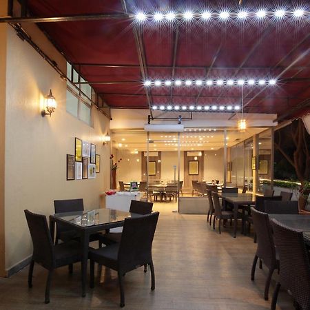 Starlit Suites Bangalore Kammasandra Ngoại thất bức ảnh