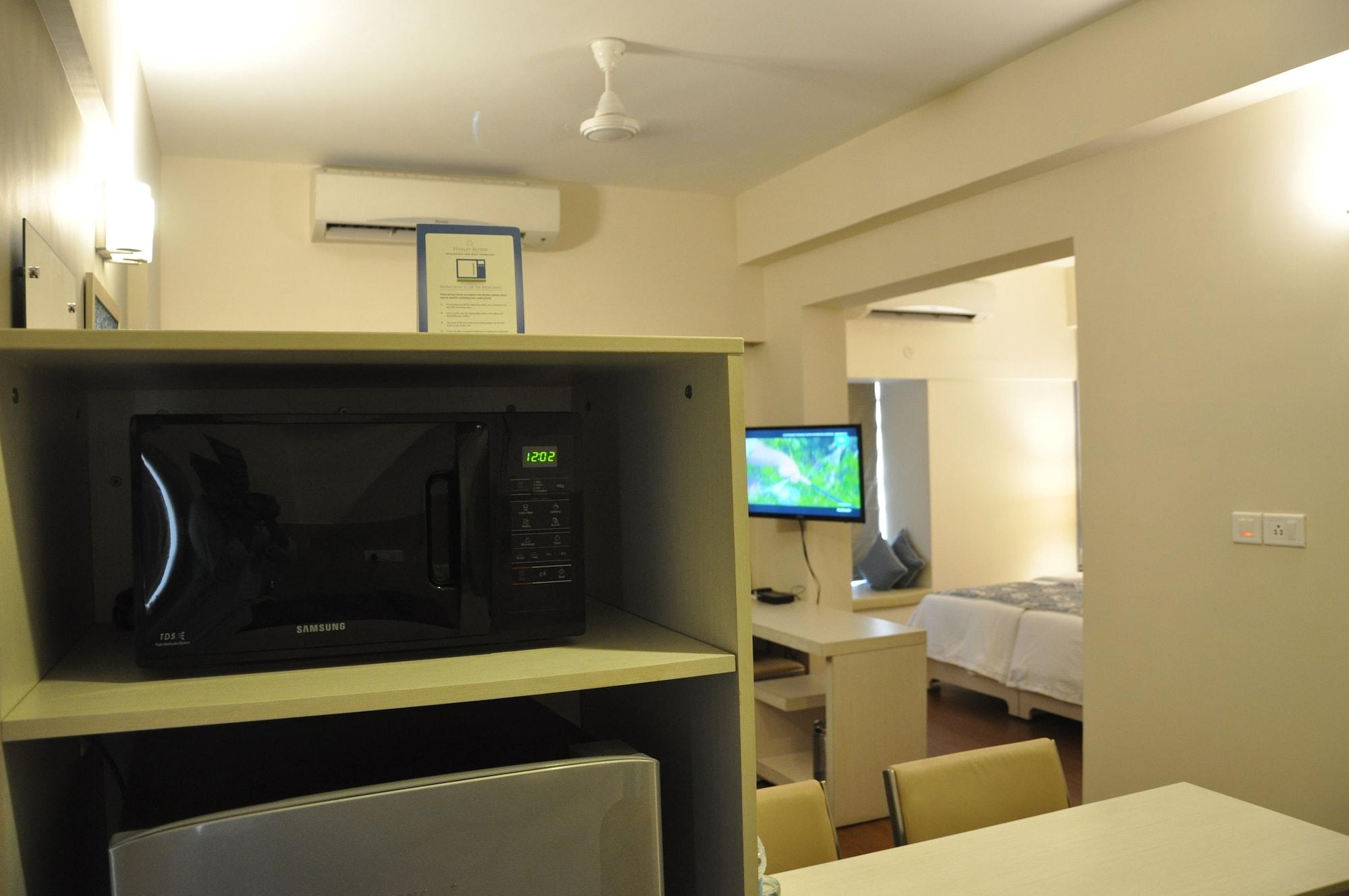 Starlit Suites Bangalore Kammasandra Ngoại thất bức ảnh