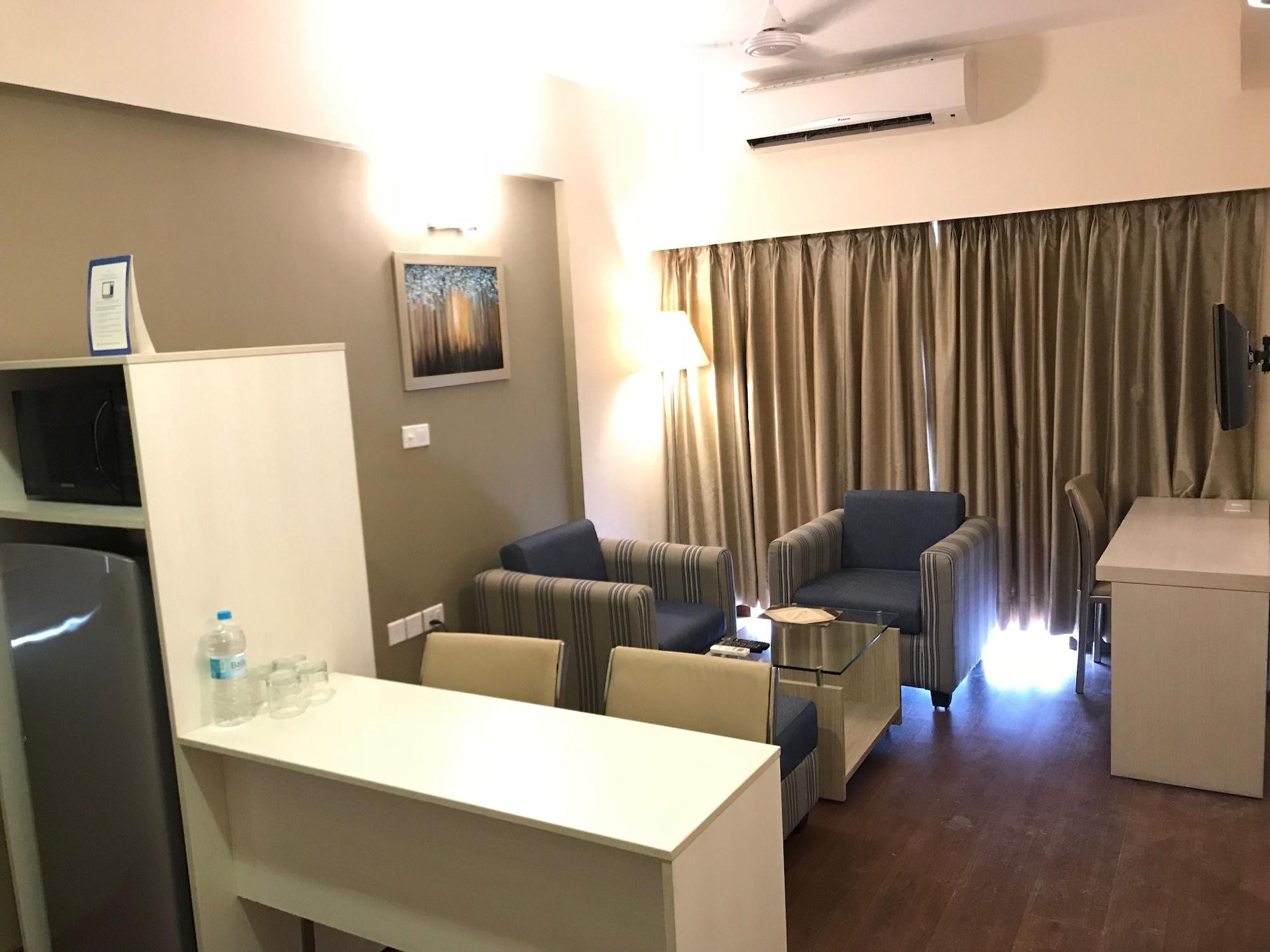 Starlit Suites Bangalore Kammasandra Ngoại thất bức ảnh
