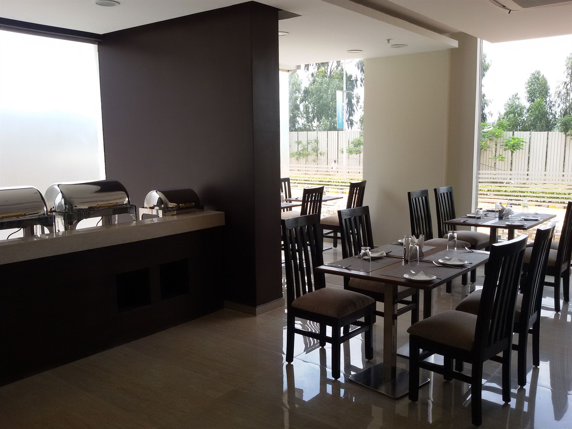Starlit Suites Bangalore Kammasandra Ngoại thất bức ảnh