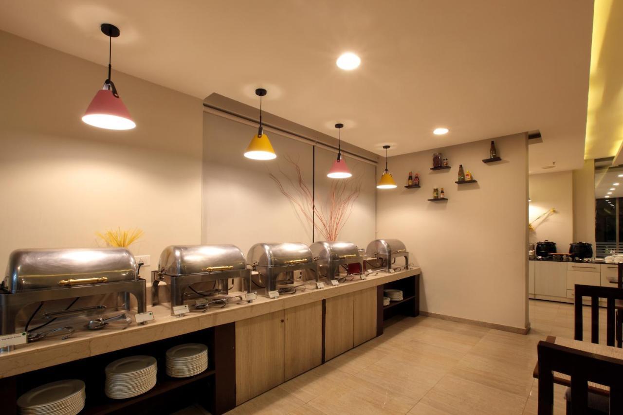 Starlit Suites Bangalore Kammasandra Ngoại thất bức ảnh