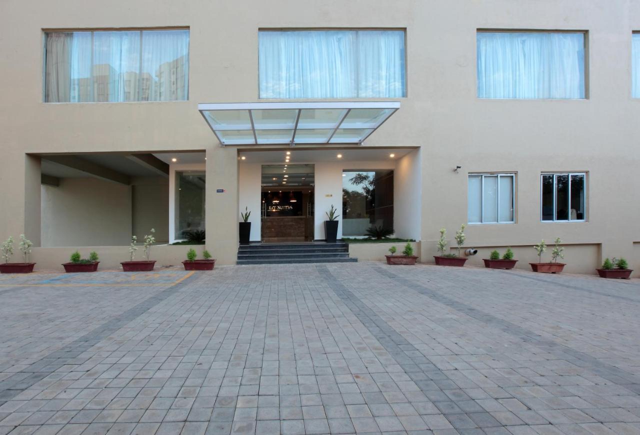 Starlit Suites Bangalore Kammasandra Ngoại thất bức ảnh
