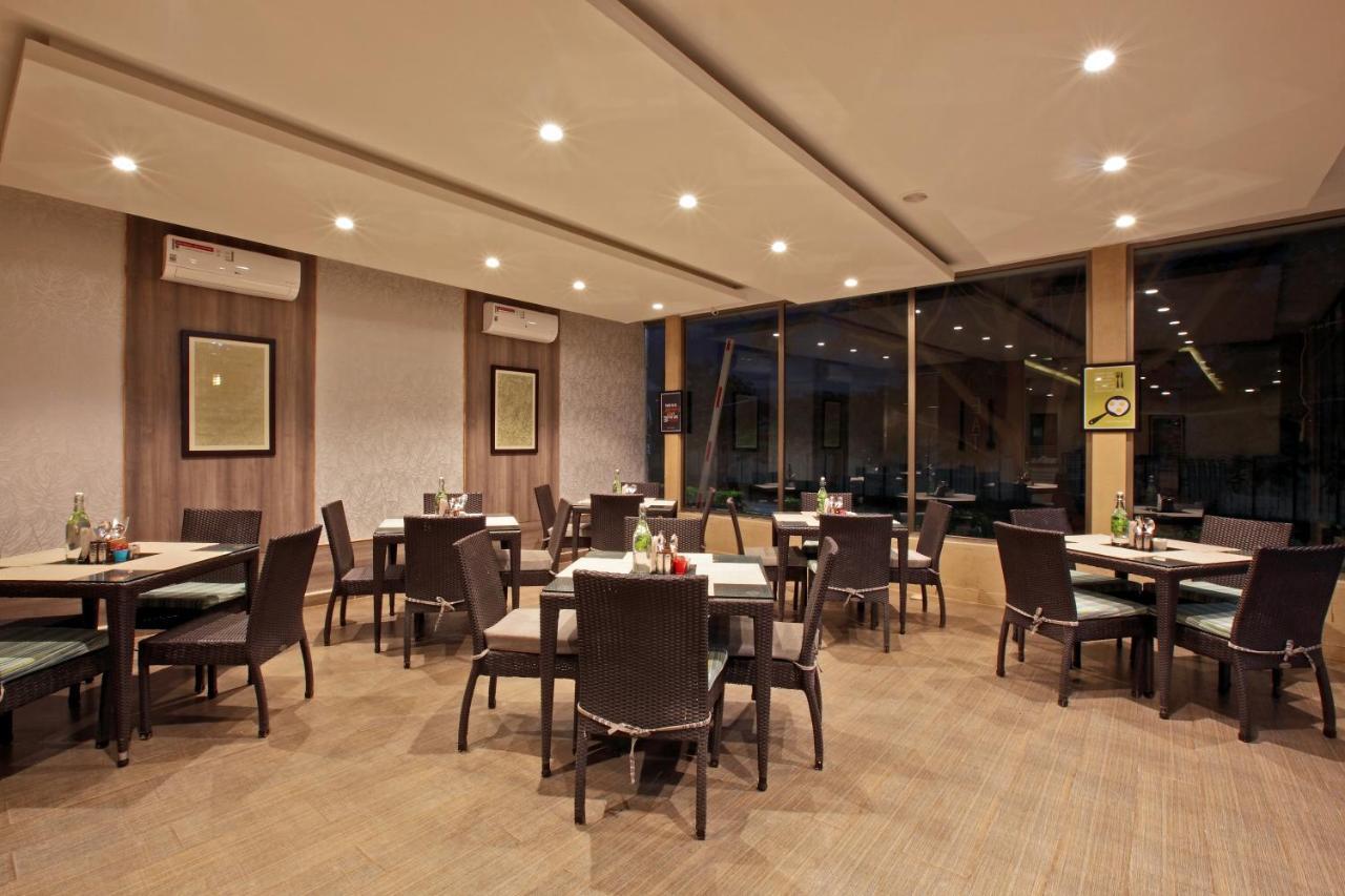Starlit Suites Bangalore Kammasandra Ngoại thất bức ảnh